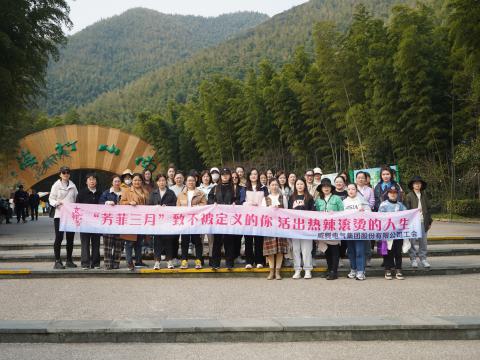 “青春如你，，，，，不被界说” —— 致敬活出热辣滚烫人生的你